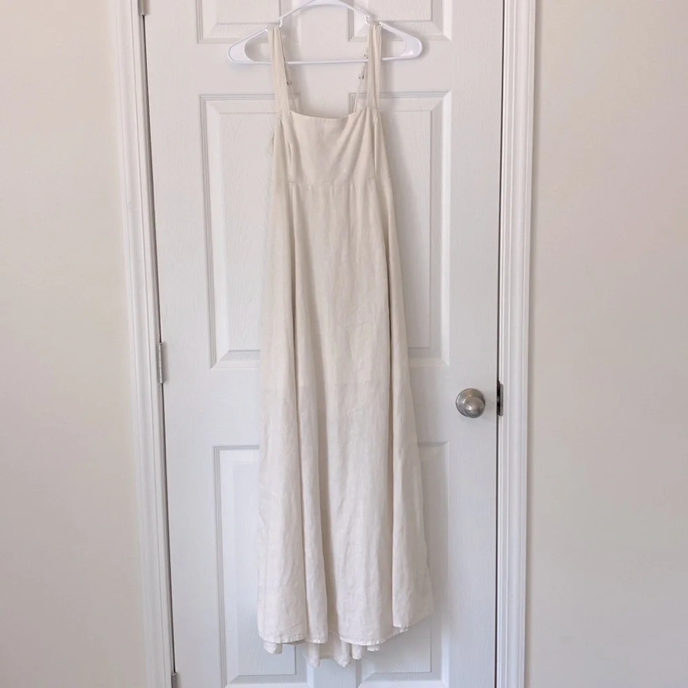 Abercrombie & Fitch Cream Maxi Dress
